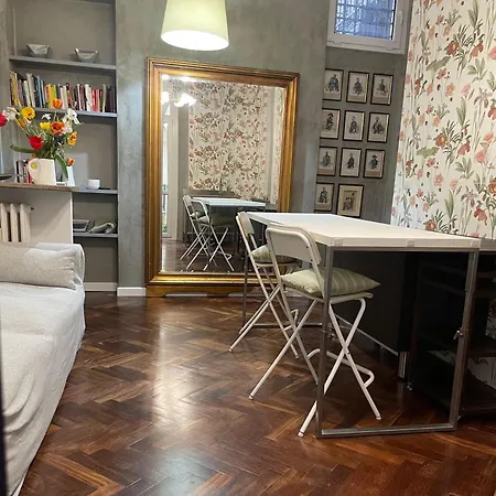 Milano Central Apartment 米兰