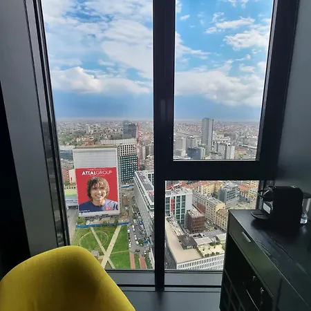 Skyline Solaria Milán