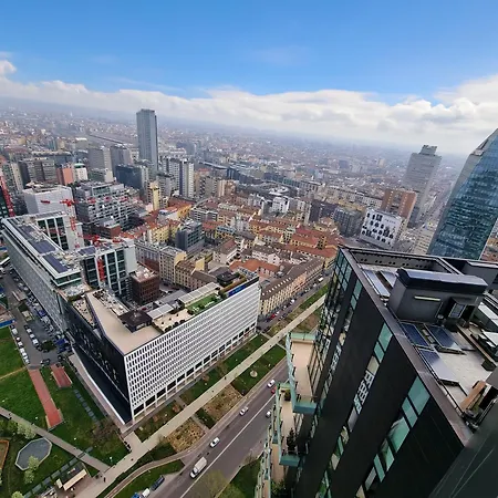 Skyline Solaria Milán