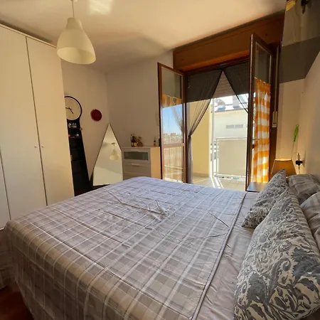 Cosy Spacious With Private Balcony Ubytování v soukromí *