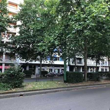 New In Lively Area Διαμέρισμα *