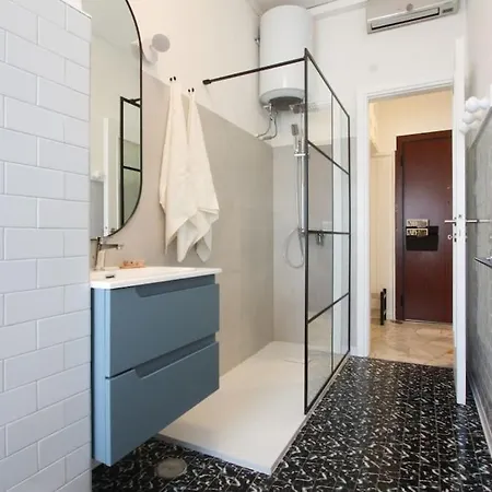 Primaticcio Metro E Aria Condizionata Mailand