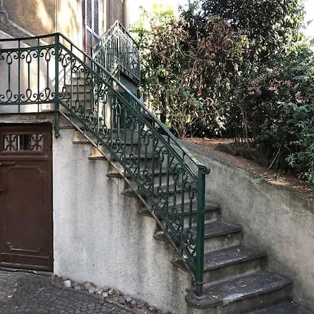 Quiet 1 Bedroom Garden Views