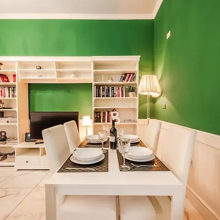 Centrale's Nest - Elegant Close To Station Appartamento