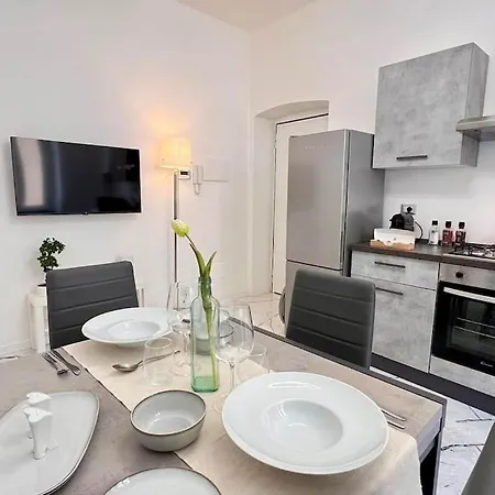 Apartment Urban House - Modern Flat Navigli Center Milan