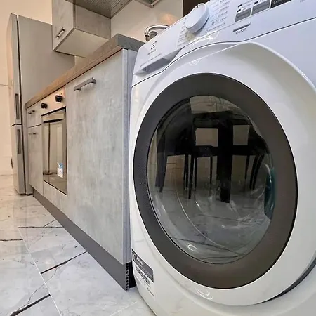 Urban House - Modern Flat Navigli Center * Milan
