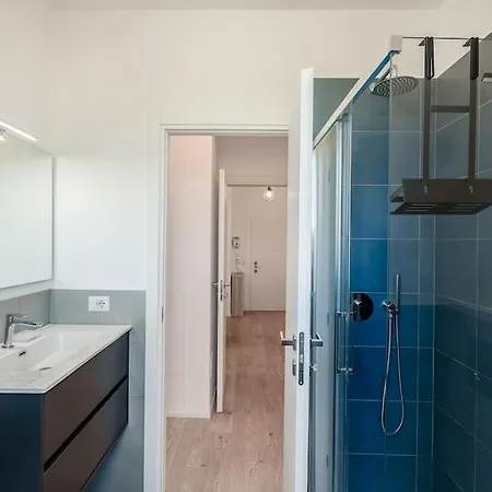 Ospedale Niguarda - Moderno A By Hotea Daire