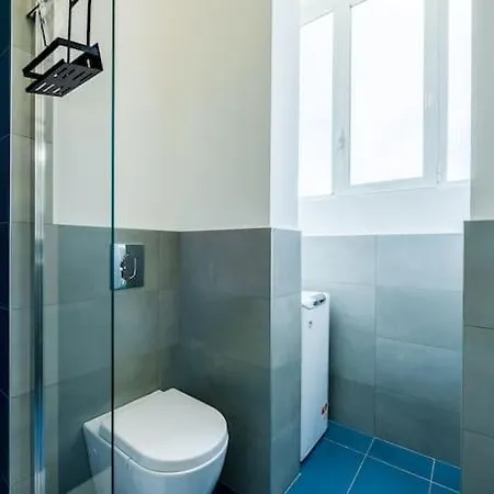 Ospedale Niguarda - Moderno A By Hotea Daire *