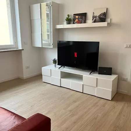 Apartment Domusmi Bordighera 32 Milan