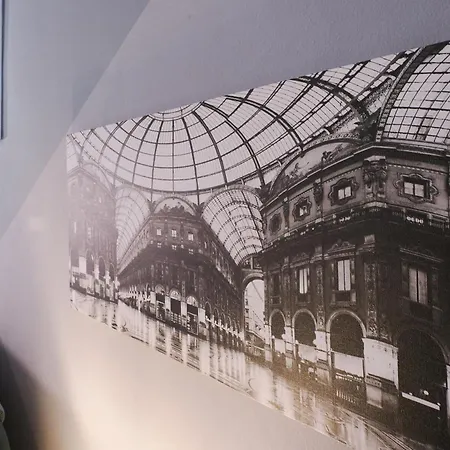 Mila Pisacane Lägenhet Milano
