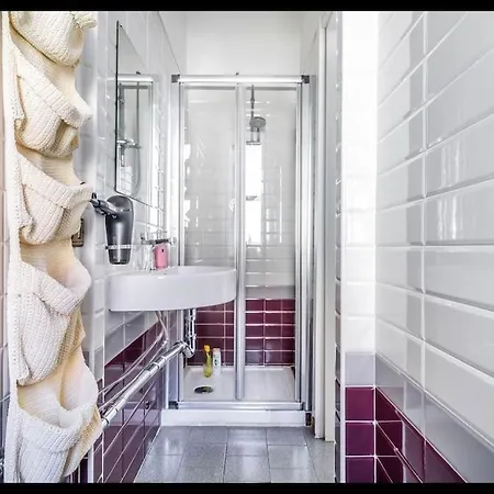 公寓 Green Quiet In The City Center