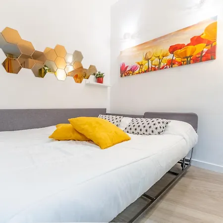 Lotus & Tulip - Vicino Navigli, City Life, Fiera, San Siro Apartment