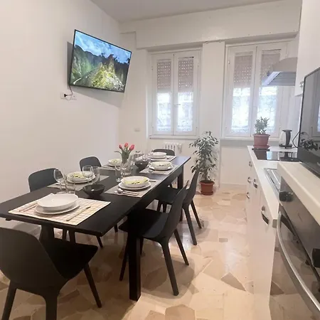 New And Elegant On The Navigli Netflix E * ميلان