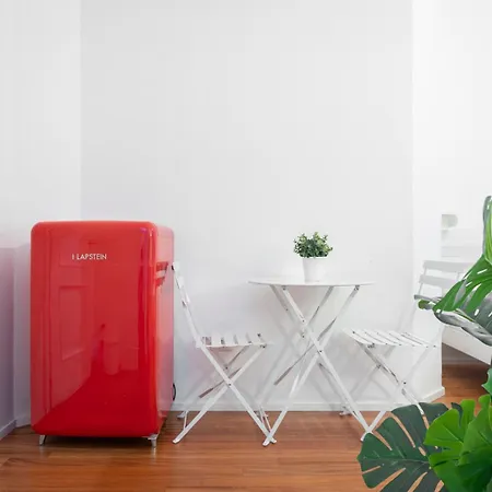 New! Lovely & Friendly In Center B Apartamento *