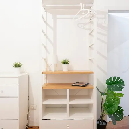Apartamento New! Lovely & Friendly In Center B Milão