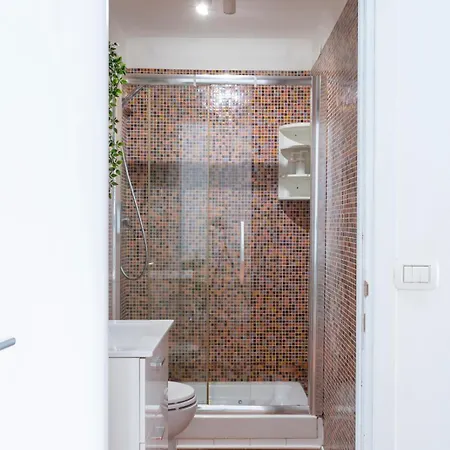 New! Lovely & Friendly In Center A