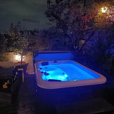 Rooftop Terrace - Elegante Attico Con Idromassaggio Διαμέρισμα *