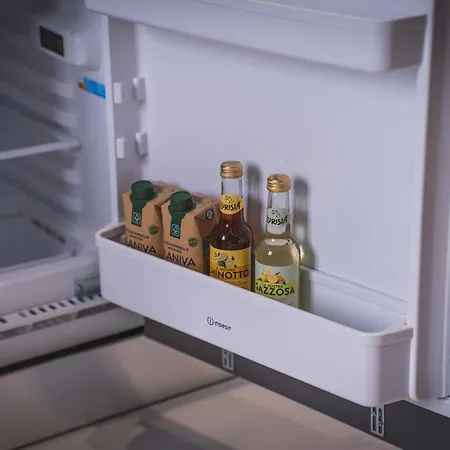 Wownavigli Apartment-sofa Bed Metro M4 Tram 2 *