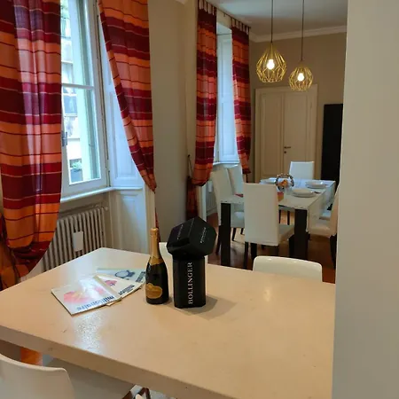Esclusive & Elegant Loft, Duomo 10 Minutes Apartamento *