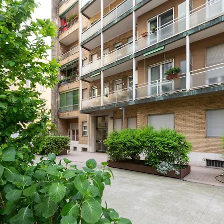 Gerusalemme M5 Yellow With Closed Balcony! *