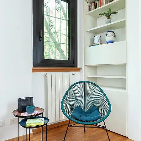 Duplex Luminoso In Zona Residenziale Apartmán Milán