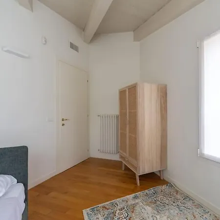 Апартаменты Castaldi Charming Suite-hosted By Sweetstay
