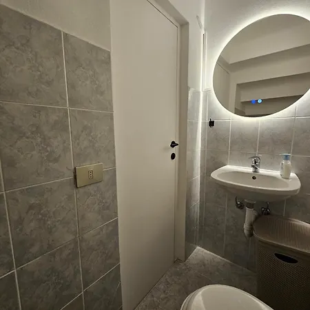 Apartment Exclusive Floor 2-bedroom Flat *