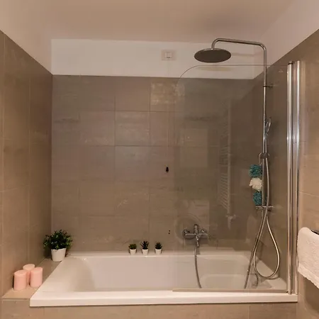 Suzzani 96 - Bicocca Area