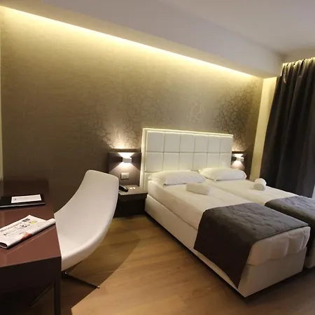 Mokinba Baviera Hotel Milán