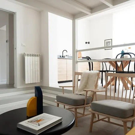 Διαμέρισμα Foresteria Milo - Martini's Home,