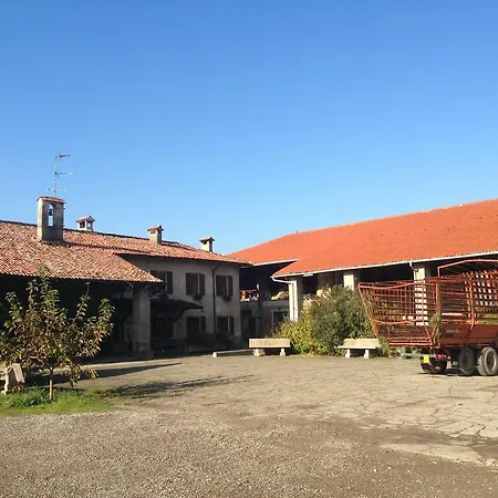Cascina Battivacco בית חווה