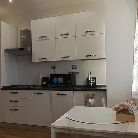 N&ghomesweethome Canova Accogliente - Affari Milano