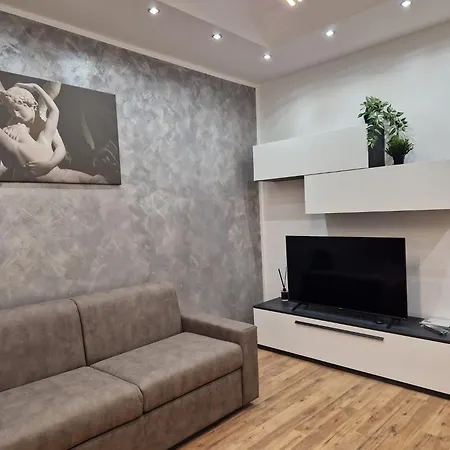 N&ghomesweethome Canova Accogliente - Affari Milano