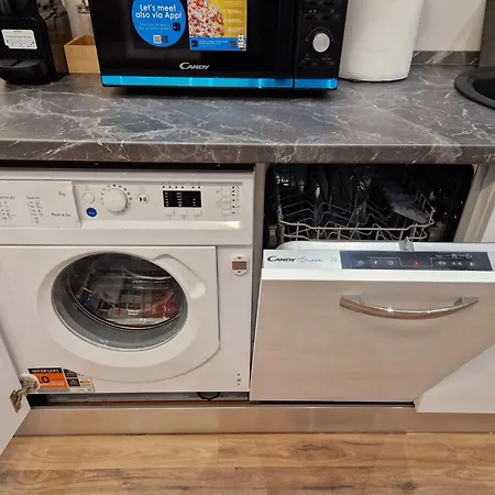 Appartamento N&ghomesweethome Canova Accogliente - Affari