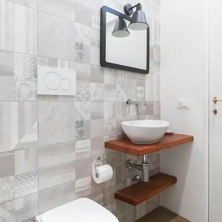 Italianway Comfort - Salmini 1 Milaan