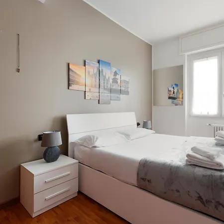 Apartament Guesthost - Cosy Milano- Bisceglie M1 *