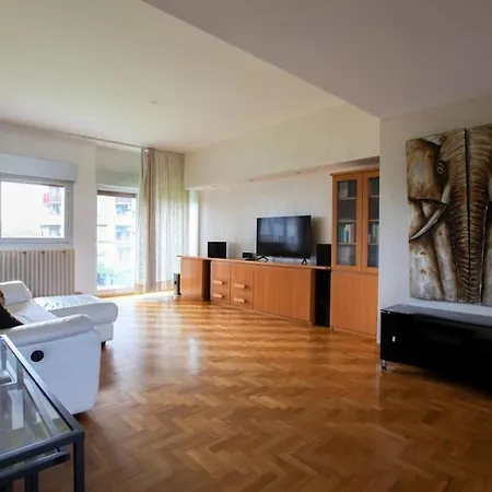 Апартаменты Fieramilano 3br *