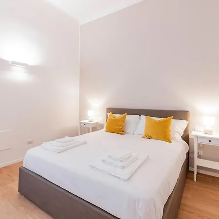 Homeby, Casa Isella Daire Milano