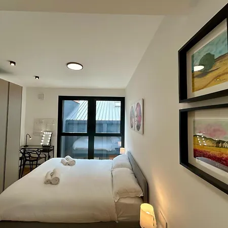 Kibilu Luxury With Terrace, Isola District And Near Garibaldi Station Appartamento Milano