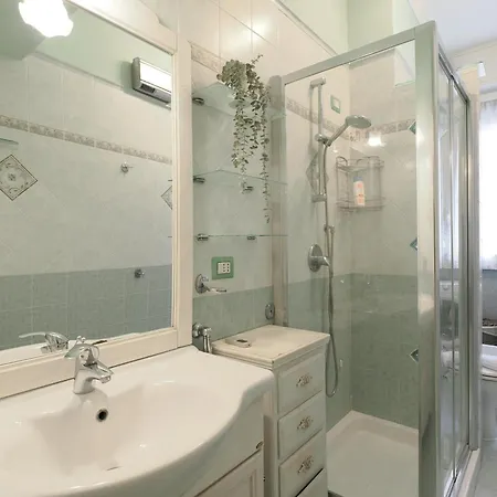 Primopiano - Zumbini B Apartman Milánó