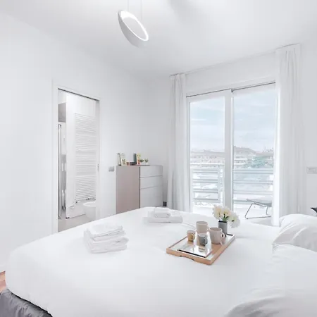 Appartamento Easylife-appartamento Con Terrazzo In Porta Romana