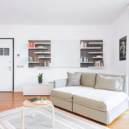 Easylife-appartamento Con Terrazzo In Porta Romana Appartamento *