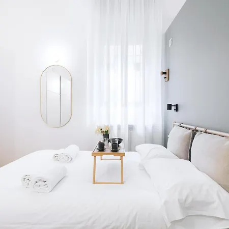 Easylife - - Monza 37 - Loreto דירה