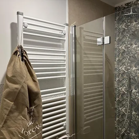 Repetti Design - 10 Min To Centre & Airport Апартаменты *