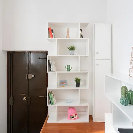 New And Lovely Flat In Center