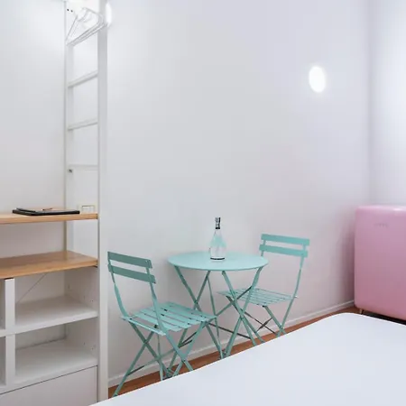 New! Lovely & Friendly In Center C מילאנו