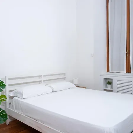 New! Lovely & Friendly In Center C דירה מילאנו