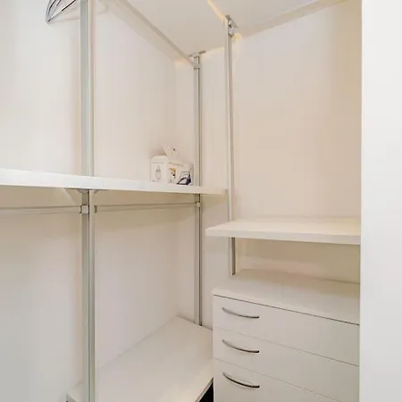 Apartment Lovely - Corso Mailand