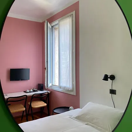 Apartament Studio-majno Mediolan