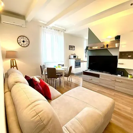 Junior Apartment
